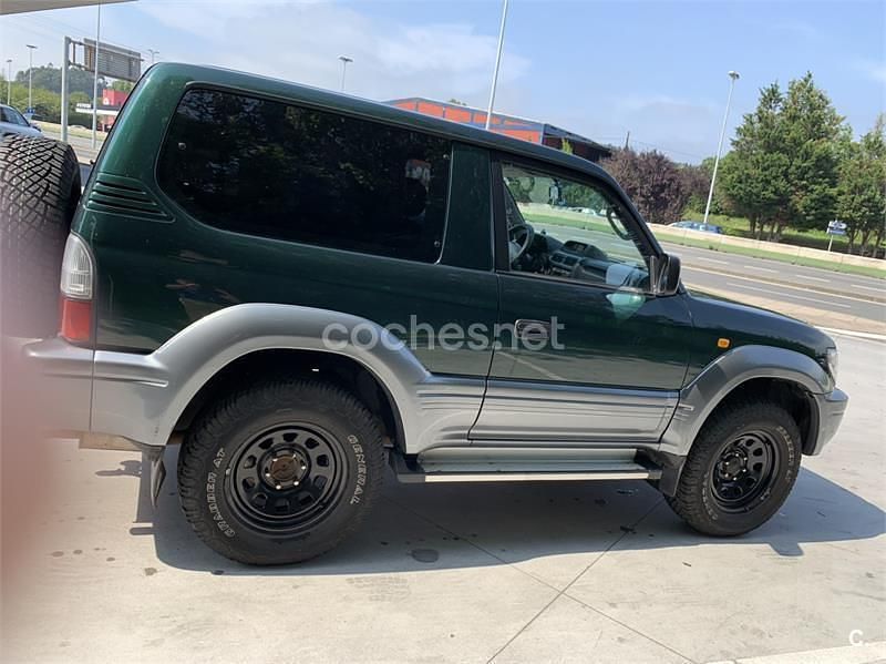 Usado Toyota Land Cruiser 178 CV (130 kW) 2000 Verde SUV