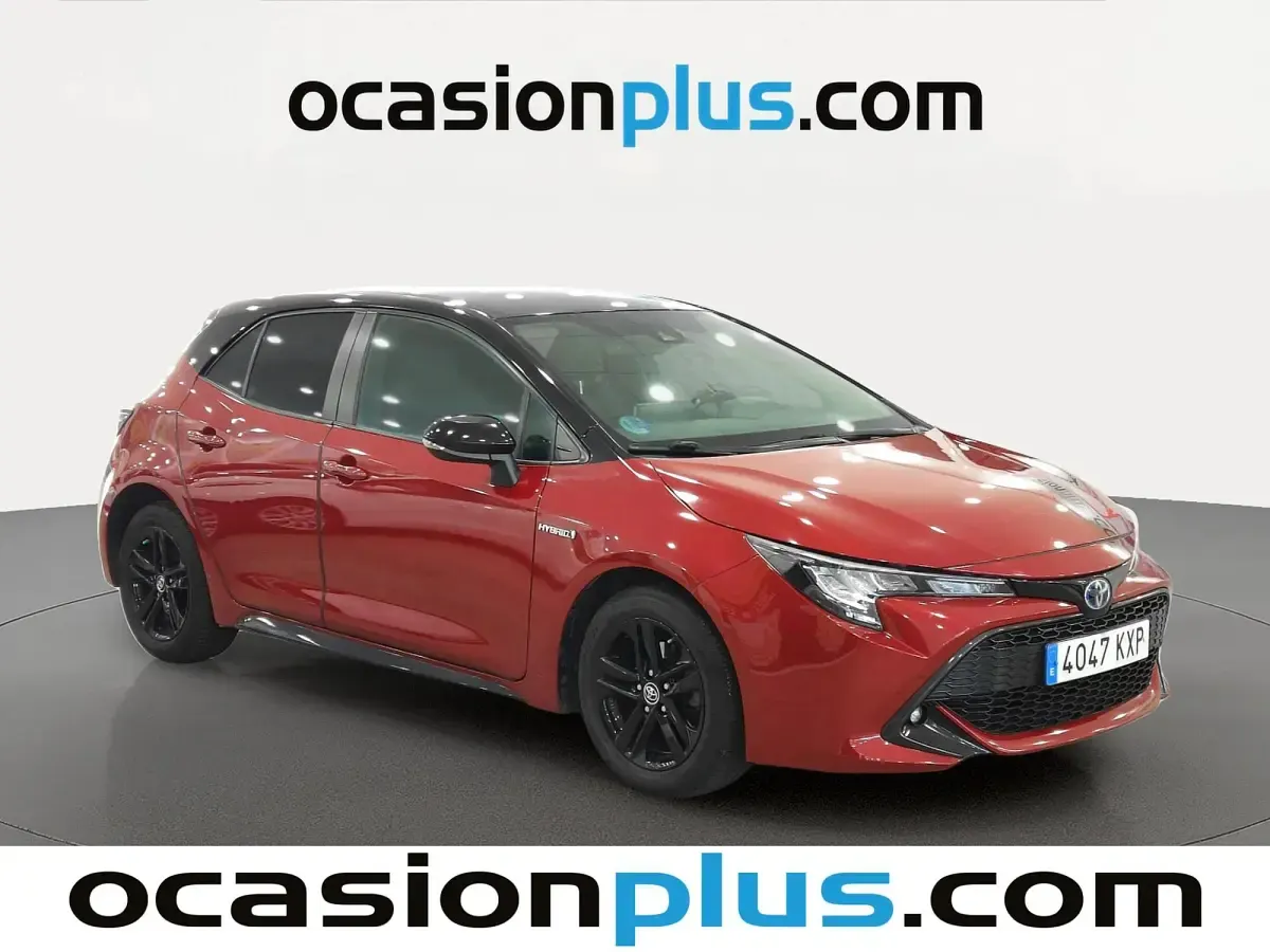 Usado Toyota Corolla Active 122 CV (89 kW) 2019 Rojo Utilitario