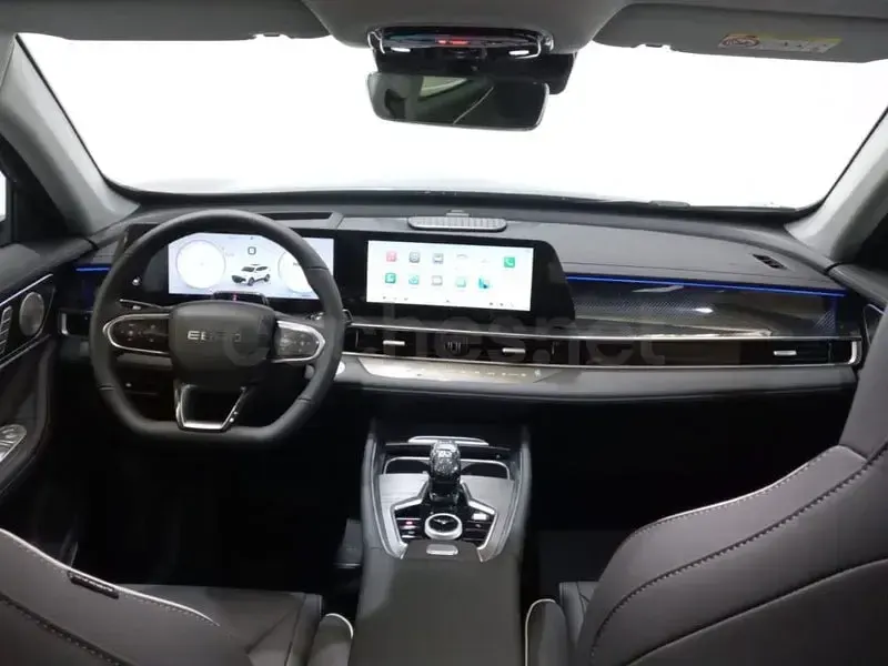 Usado Ebro s700 Luxury 147 CV (108 kW) 2025 Gris / plata SUV