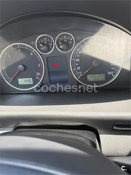 Usado VW Sharan Comfortline 115 CV (84 kW) 2002 Gris / plata Monovolumen