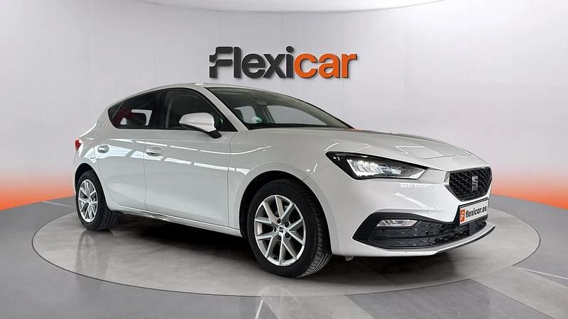 Używany Seat Leon Style 116 KM (85 kW) 2021 Sedan/Limuzyna