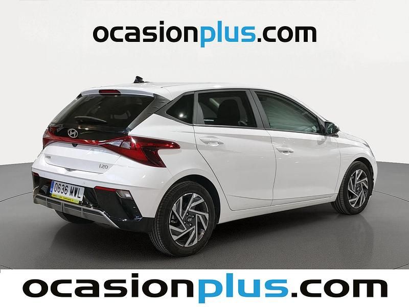 Usado Hyundai i20 100 CV (73 kW) 2024 Blanco Utilitario