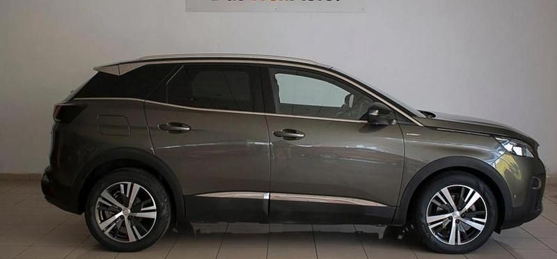 Usado Peugeot 3008 GT-line 131 CV (96 kW) 2017 Gris amazonite SUV