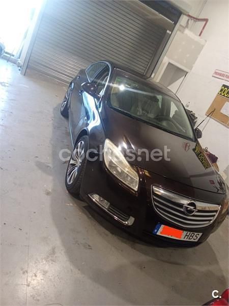 Marrón Usado 2011 Opel Insignia Sport Berlina | 4950 € (Buen precio) - Imagen 1/4