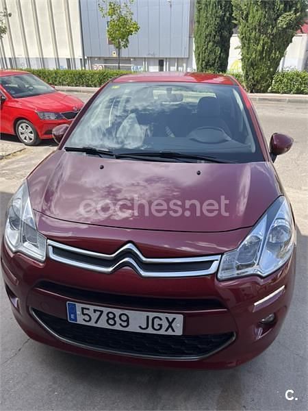 Rojo Usado 2015 Citroën C3 PureTech Utilitario | 6300 € (Precio justo) - Imagen 1/4