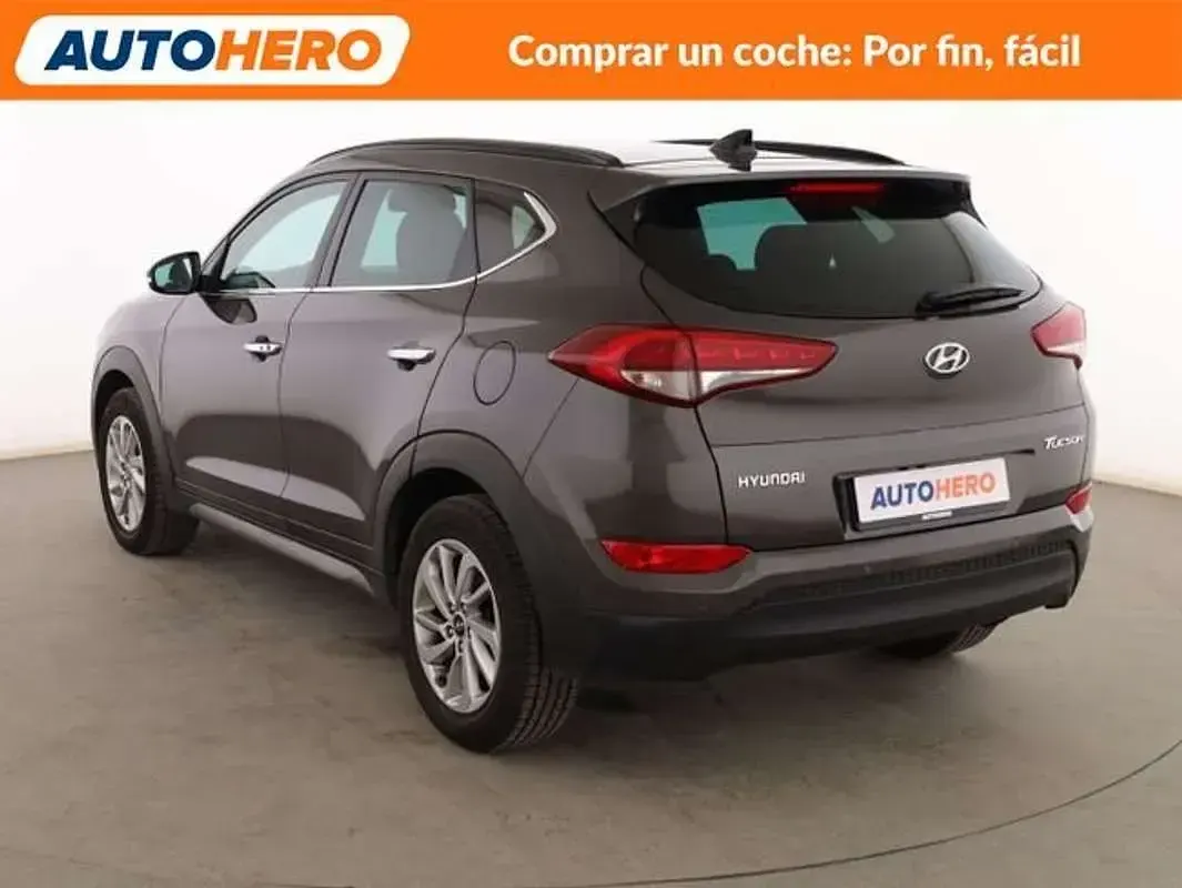 Usado Hyundai Tucson 116 CV (85 kW) 2016 Gris SUV