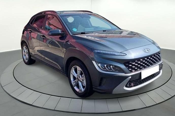 Usado Hyundai Kona 120 CV (88 kW) 2022 Gris SUV