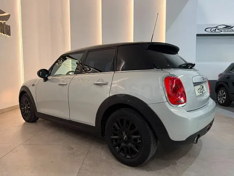 Usado Mini Cooper D 116 CV (85 kW) 2016 Gris / plata Utilitario
