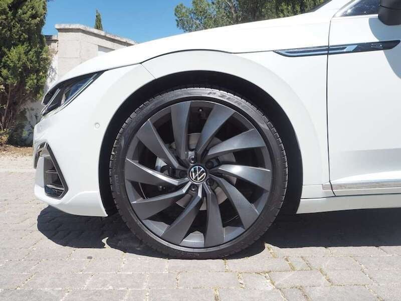 Usado VW Arteon R-line 200 CV (147 kW) 2021 Blanco Familiar