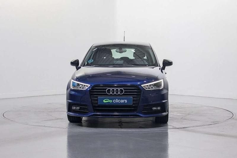 Usado Audi A1 Sportback Attraction 116 CV (85 kW) 2018 Azul Utilitario