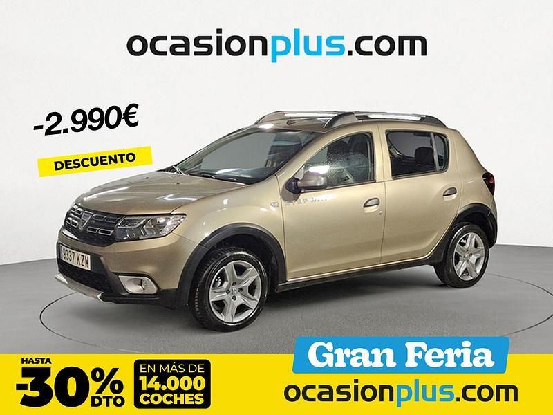 Beige Usado 2019 Dacia Sandero Essentiel Utilitario | 9900 € (Un poco caro) - Imagen 1/4