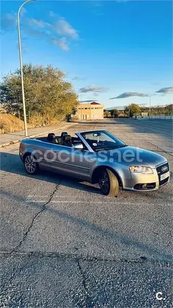 Usado Audi A4 Cabriolet 140 CV (102 kW) 2007 Gris / plata Descapotable