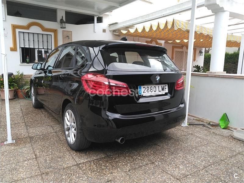 Usado BMW 225 Active Tourer iPerformance 224 CV (164 kW) 2018 Negro Monovolumen