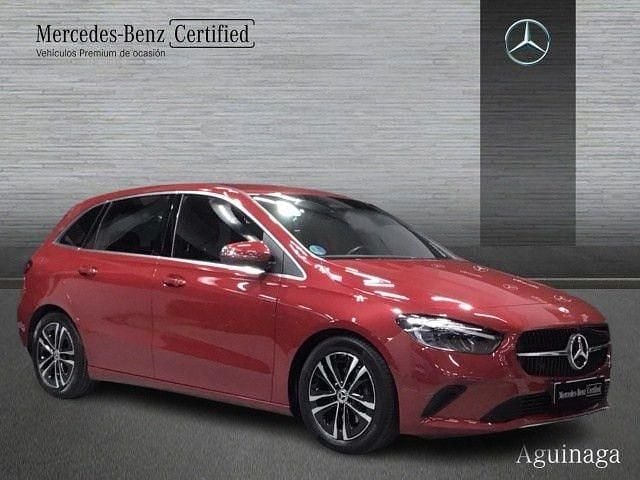 Occasion Mercedes B200 163 PK (119 kW) 2024 Rood MPV