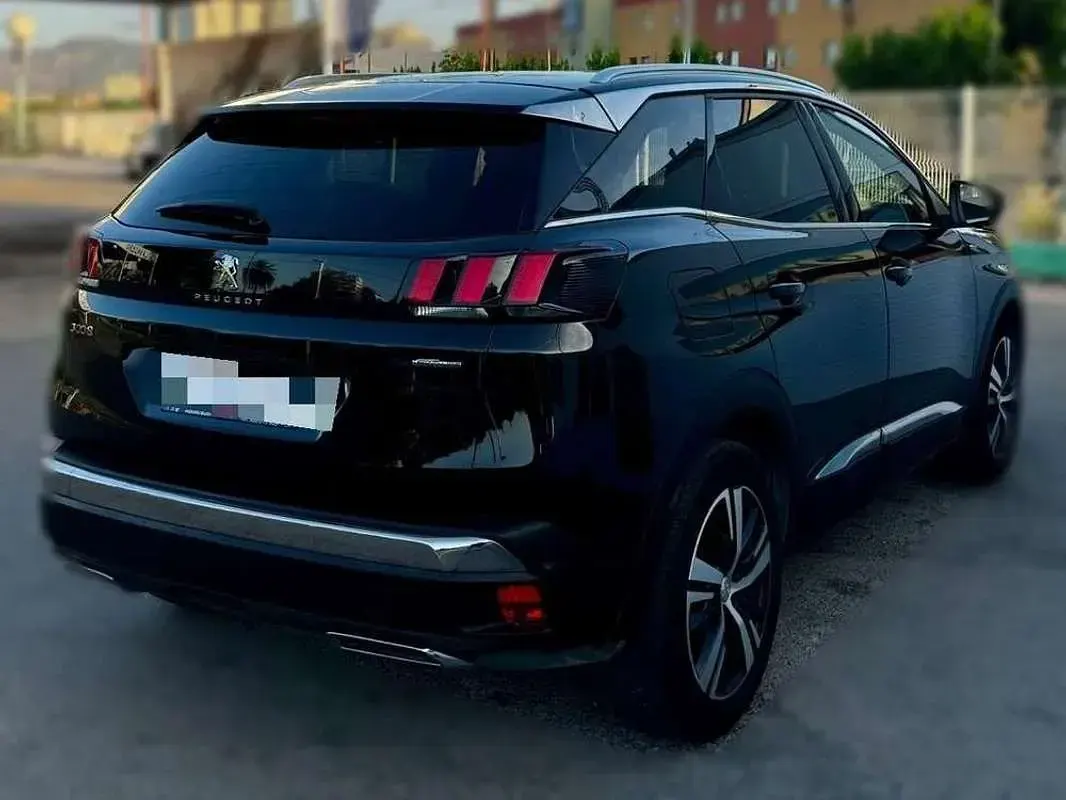 Usado Peugeot 3008 150 CV (110 kW) 2017 Negro SUV