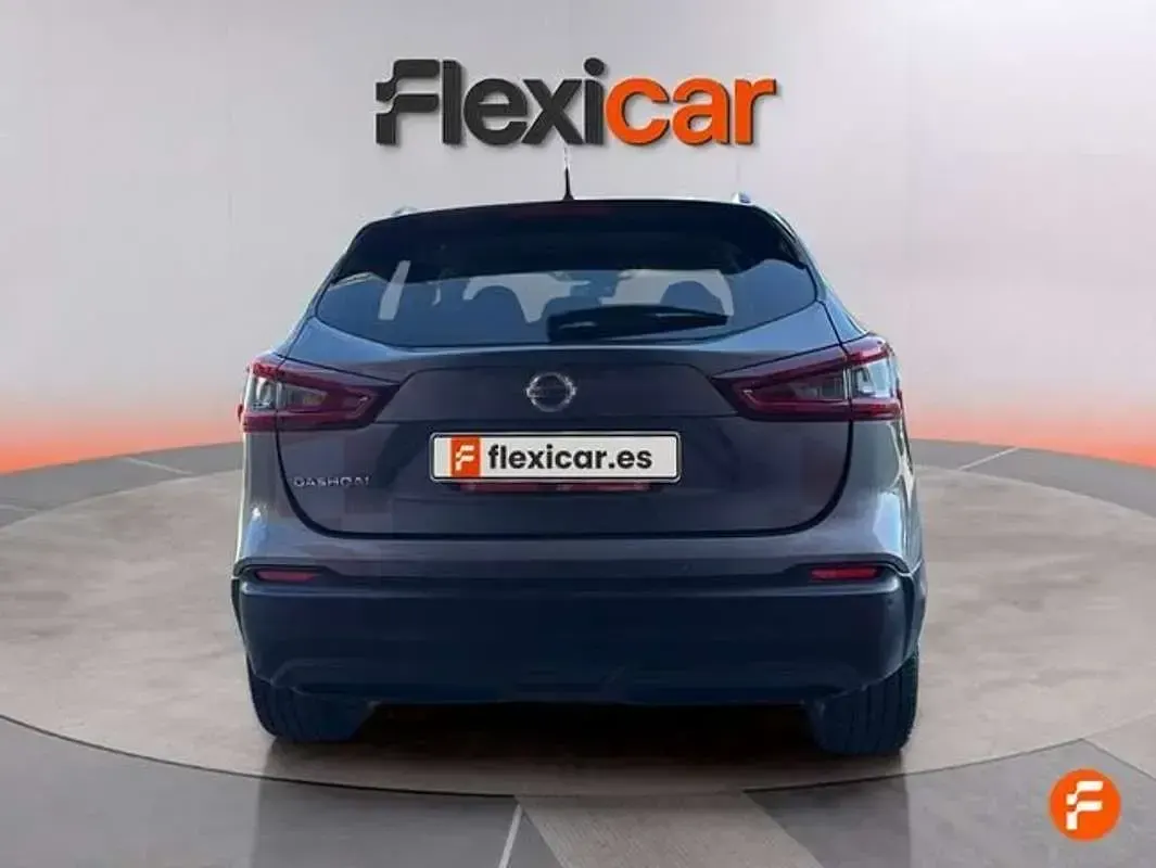 Usado Nissan Qashqai Acenta 158 CV (116 kW) 2020 Gris SUV
