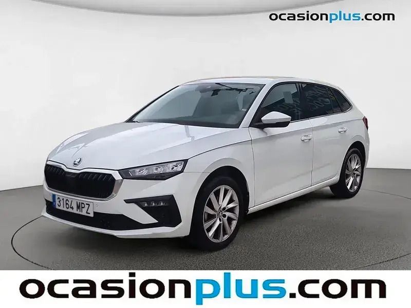 Blanco Usado 2024 Skoda Scala Selection Utilitario | 17.264 € (Buen precio) - Imagen 1/4