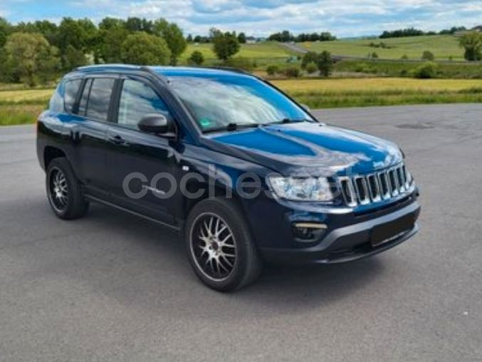 Negro Usado 2013 Jeep Compass Limited SUV | 11.999 € (Precio justo) - Imagen 1/4