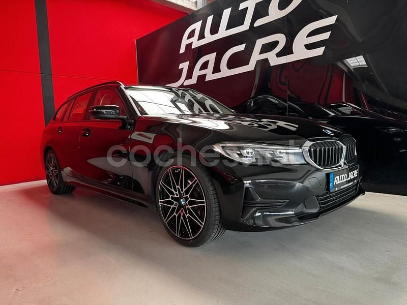 Negro Usado 2020 BMW 320 Familiar | 27.490 € (Un poco caro) - Imagen 1/4