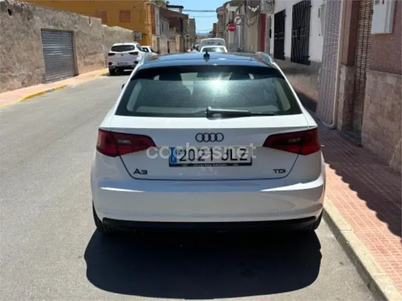 Usado Audi A3 Sport 110 CV (80 kW) 2016 Blanco Berlina