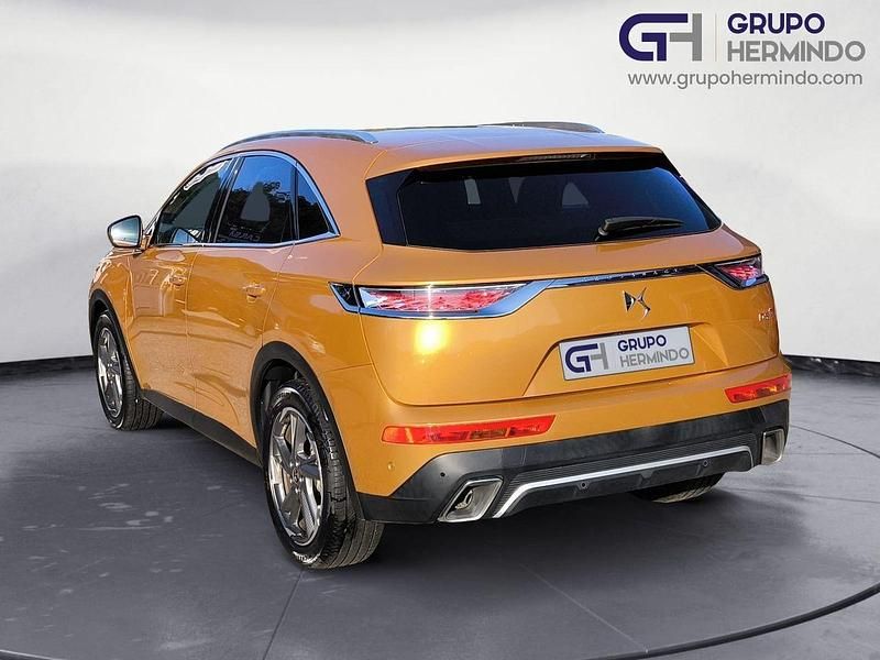 Usado DS Automobiles DS7 Crossback Grand Chic 181 CV (133 kW) 2021 Naranja SUV