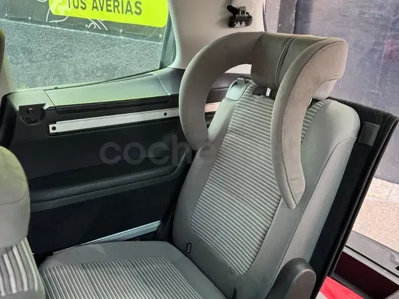 Usado Seat Alhambra Reference 140 CV (102 kW) 2011 Gris / plata Monovolumen
