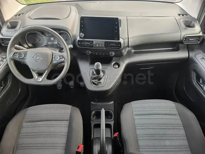 Usado Opel Combo Life Edition+ 102 CV (75 kW) 2020 Gris / plata Monovolumen