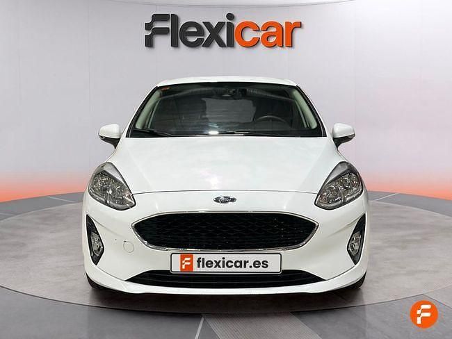 Usado Ford Fiesta Trend 85 CV (62 kW) 2018 Blanco Berlina