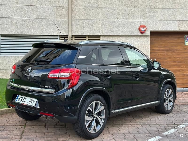 Usado Citroën C4 Aircross Exclusive 114 CV (83 kW) 2016 Negro SUV