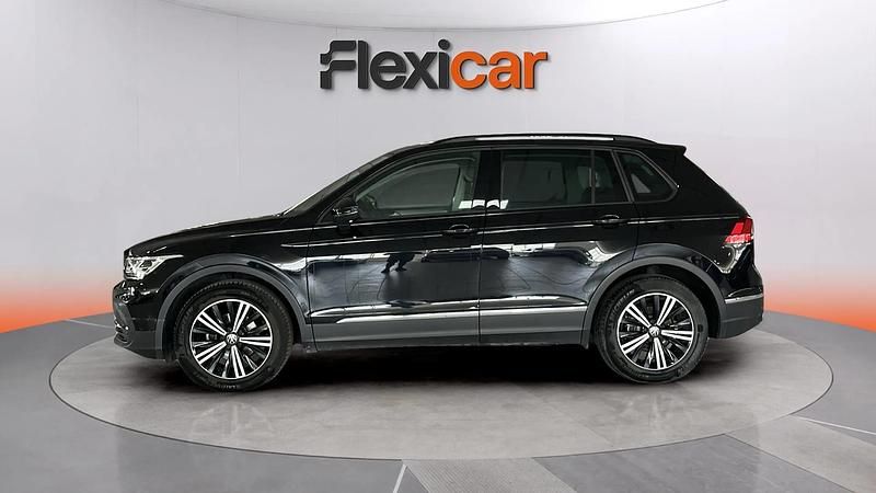 Usado VW Tiguan Life 150 CV (110 kW) 2021 Negro SUV