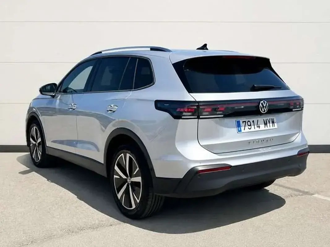 Usado VW Tiguan 150 CV (110 kW) 2025 Gris SUV