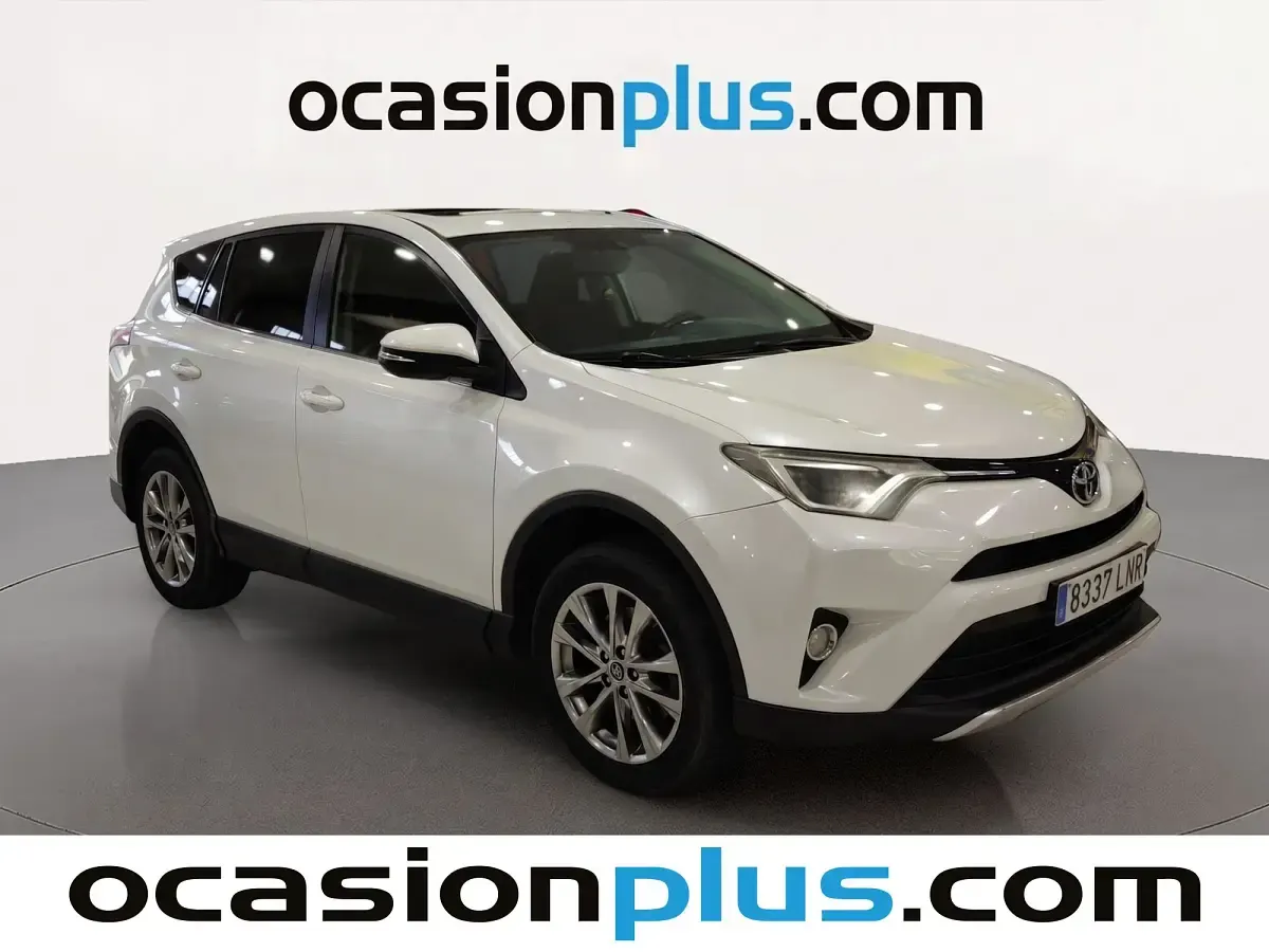 Usado Toyota RAV4 Advance 143 CV (105 kW) 2016 Blanco SUV