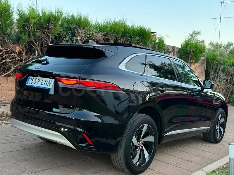Usado Jaguar F-Pace S 204 CV (150 kW) 2021 Negro SUV