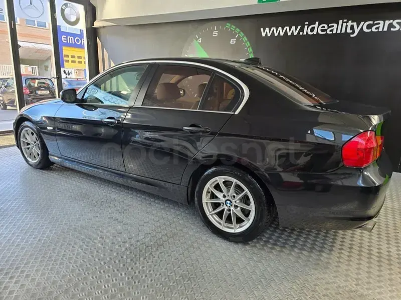 Usado BMW 320 184 CV (135 kW) 2011 Negro Berlina