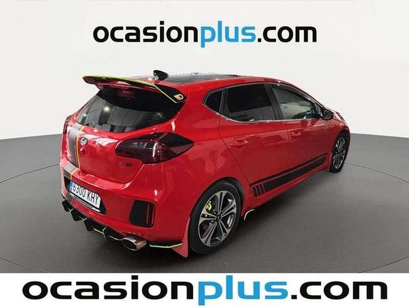 Usado Kia Ceed GT GT-Line 120 CV (88 kW) 2018 Rojo Utilitario