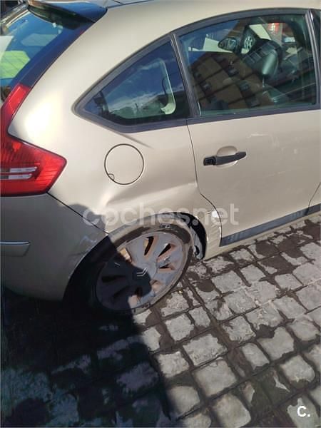 Usado Citroën C4 Exclusive 138 CV (101 kW) 2006 Beige Berlina