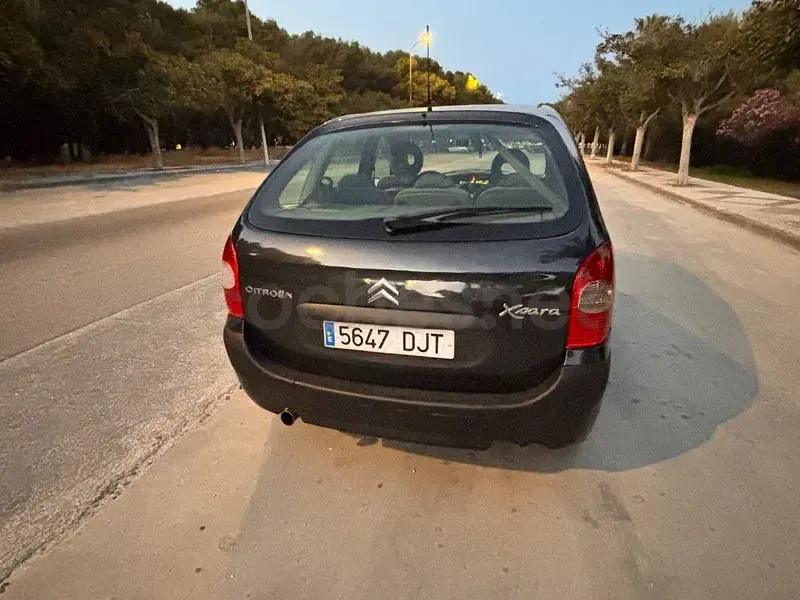 Usado Citroën Xsara Picasso 90 CV (66 kW) 2005 Azul Monovolumen