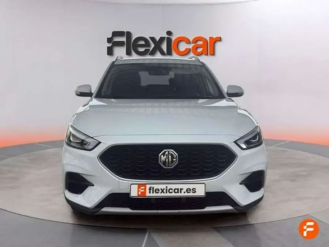 Usado MG ZS Comfort 106 CV (77 kW) 2023 Blanco SUV