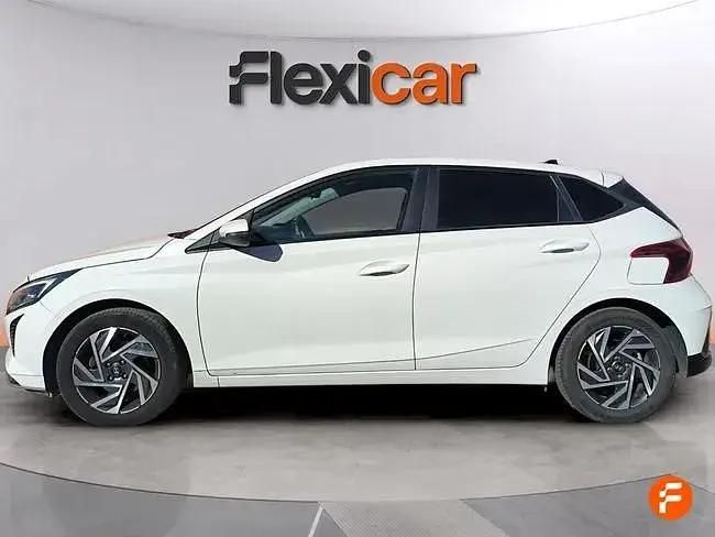 Usado Hyundai i20 100 HP (73 kW) 2024 Branco Sedan