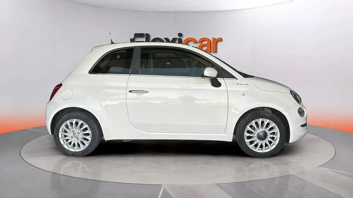 Usado Fiat 500 Dolcevita 70 CV (51 kW) 2023 Blanco Berlina