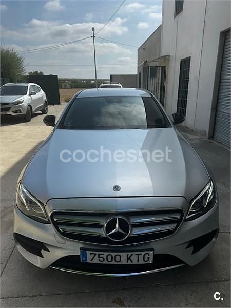 Gris / plata Usado 2019 Mercedes E220 Berlina | 24.999 € (Precio justo) - Imagen 1/4