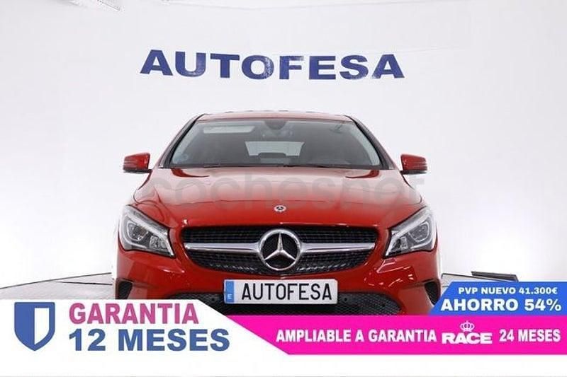 Usado Mercedes CLA200 Shooting Brake 136 CV (100 kW) 2018 Rojo Familiar