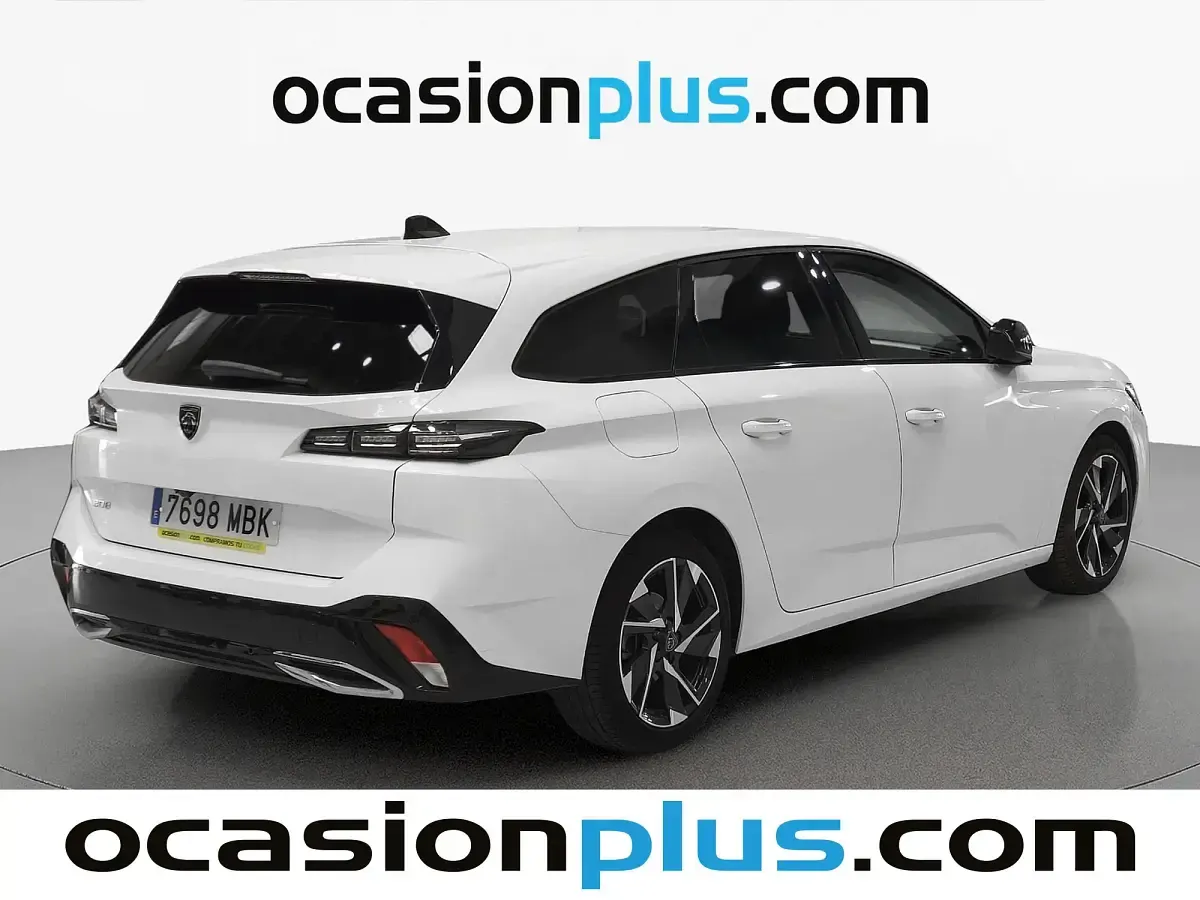 Usado Peugeot 308 SW Allure 131 CV (96 kW) 2022 Blanco Familiar