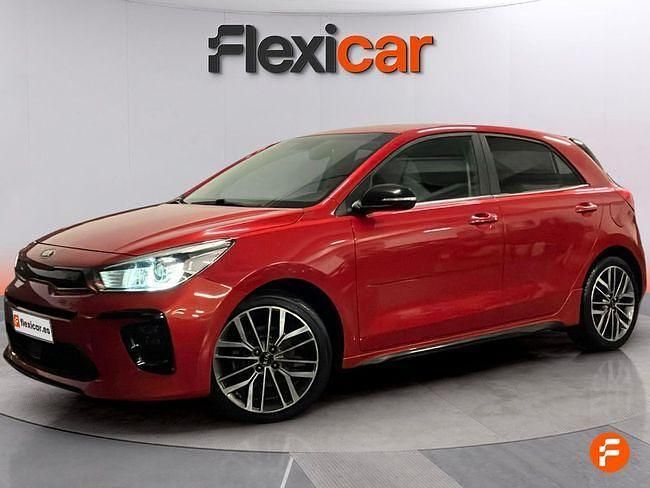 Usado Kia Rio GT-Line 100 CV (73 kW) 2020 Rojo