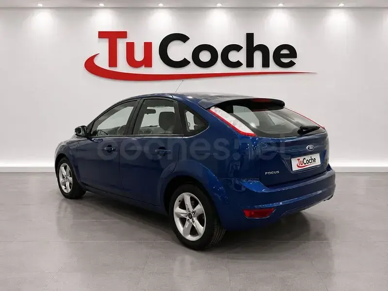 Usado Ford Focus Trend 109 CV (80 kW) 2009 Azul Berlina