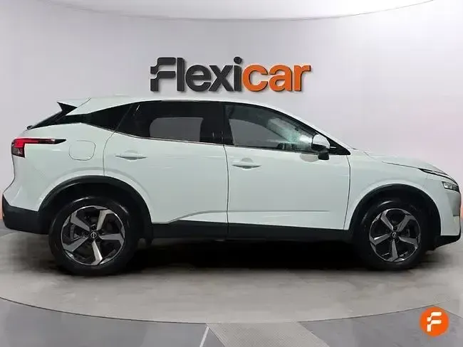 Usado Nissan Qashqai N-Connecta 140 CV (102 kW) 2022 Blanco SUV