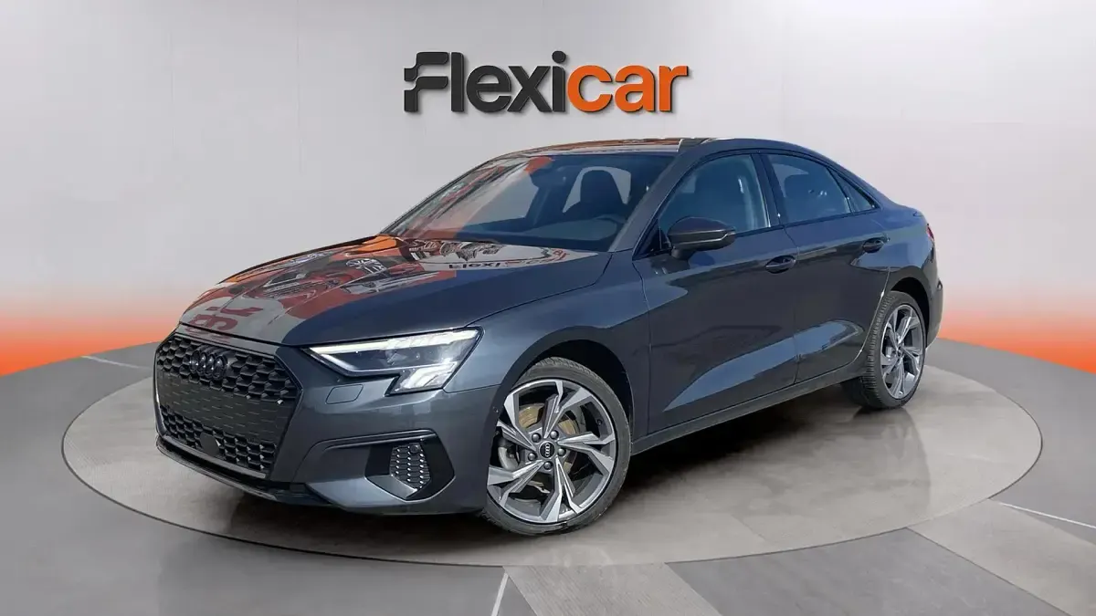 Usado Audi A3 Premium 110 CV (80 kW) 2023 Negro Berlina