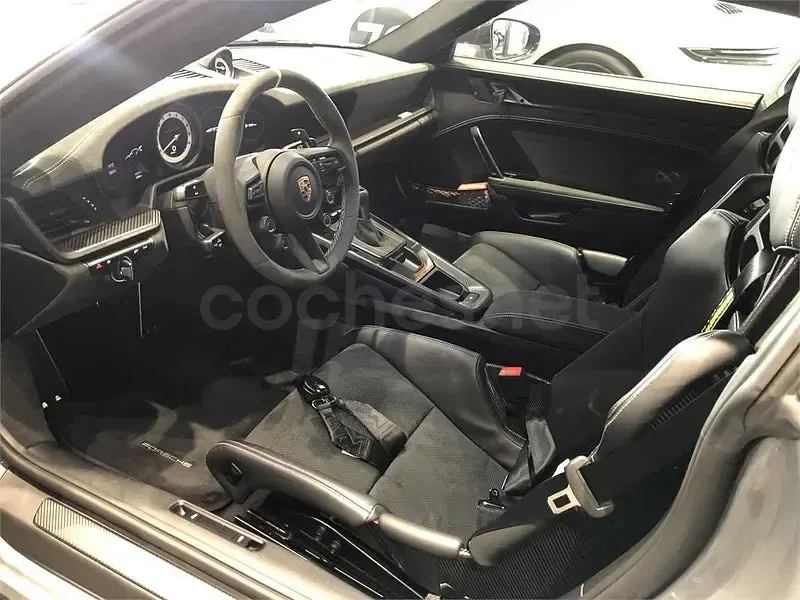 Usado Porsche 911 GT3 RS 525 CV (386 kW) 2025 Gris / plata Coupe