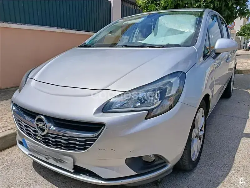 Usado Opel Corsa Selective 90 CV (66 kW) 2018 Gris / plata Utilitario