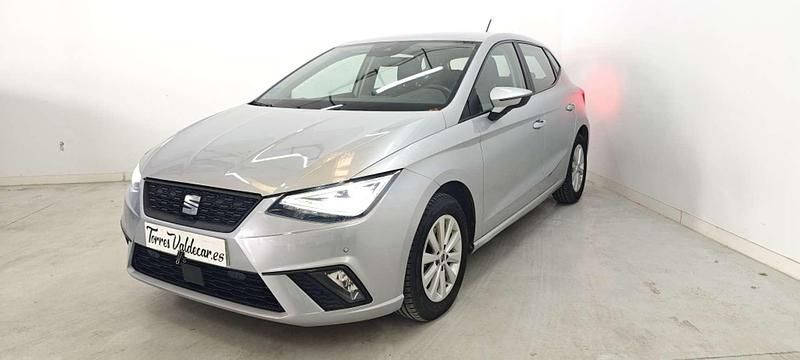 Usado Seat Ibiza Style 110 CV (80 kW) 2021 Gris Utilitario
